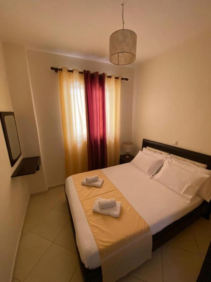 סרנדה Paradiso Apartments מראה חיצוני תמונה