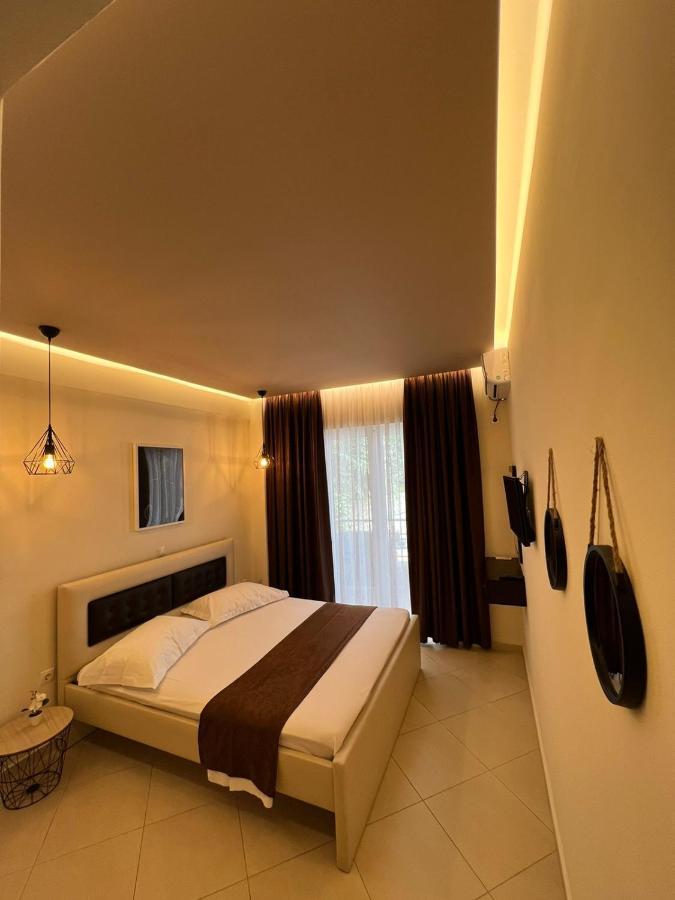 סרנדה Paradiso Apartments מראה חיצוני תמונה