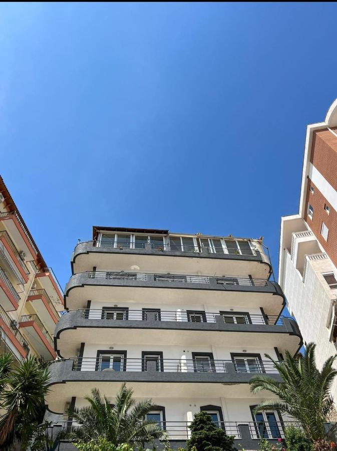 סרנדה Paradiso Apartments מראה חיצוני תמונה
